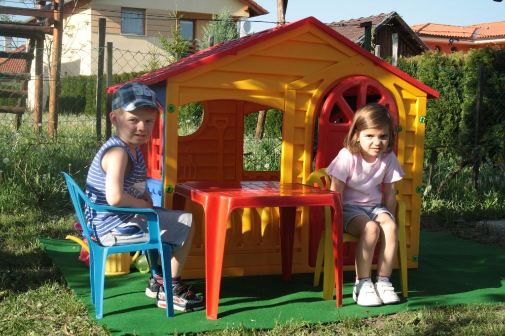 Cedrus Apartmanhaz - Cedrus Koez 7 Zalakaros Exteriör bild